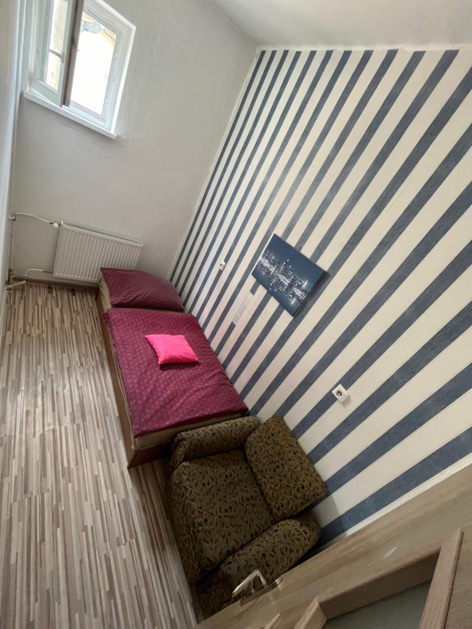Old Town Single Room El Moly Košice Extérieur photo